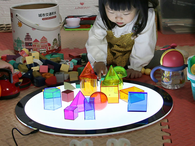 Production process and key points for controlling the uniformity of light output of transparent lamp boards